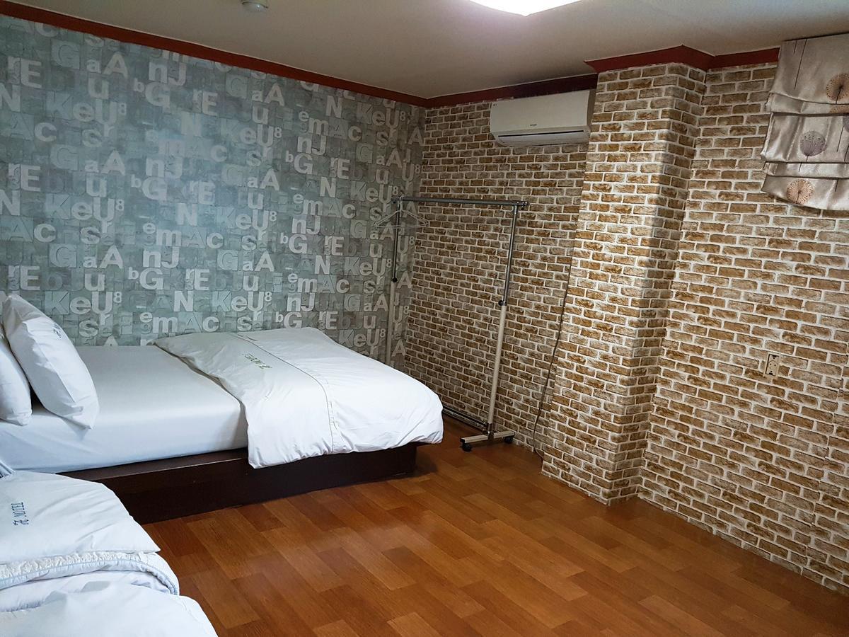 Gumi A Motel Екстер'єр фото