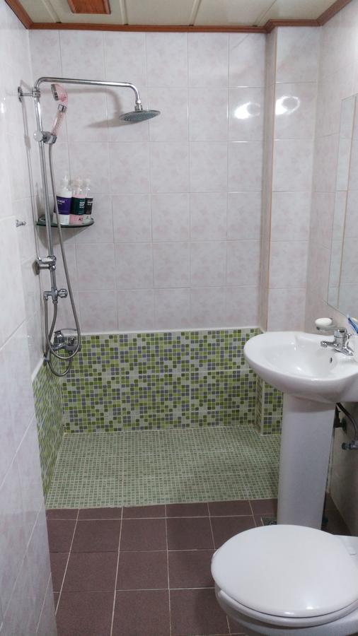 Gumi A Motel Екстер'єр фото